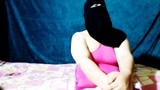 نيك منقبه فلاحه من زوج صاحبتها نيك جمده قوي سكس عربي مصري بصوت واضح كلام يهيج الحجر