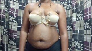 Srilankan mom bra sex video with husband