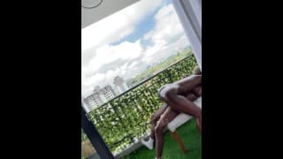 阳台性爱成就了我们的牵牛花