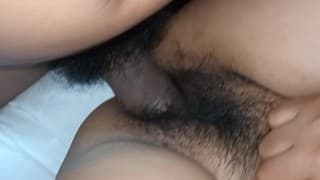 Cogiendome una rica verga gorda - rico y sabroso natural